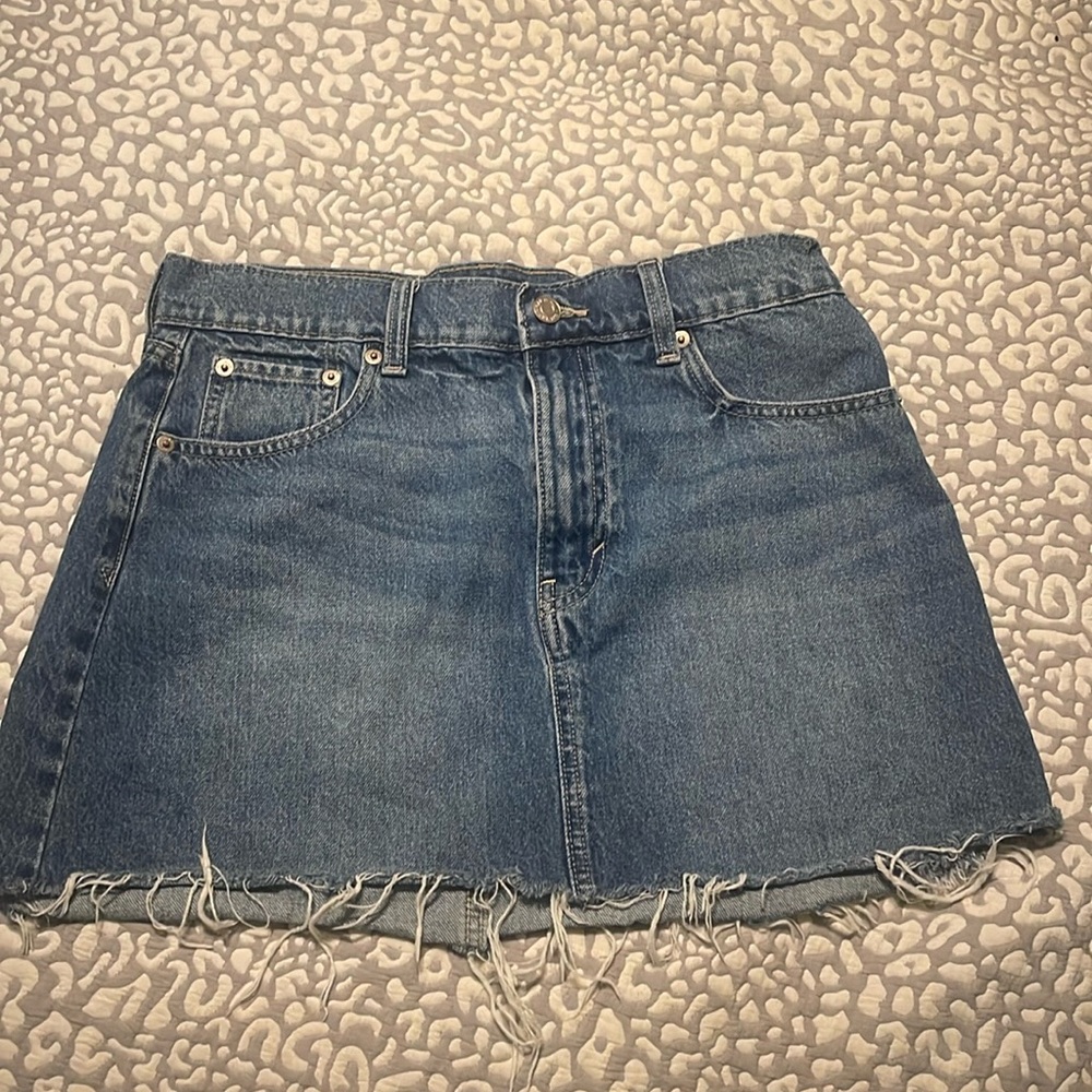 8/29 Gap Denim skirt